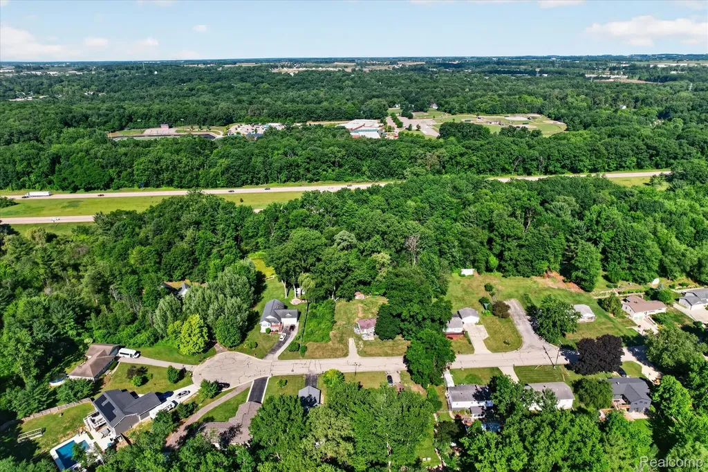 4975 Pleasant Creek Avenue NE Plainfield Charter Township MI 49321