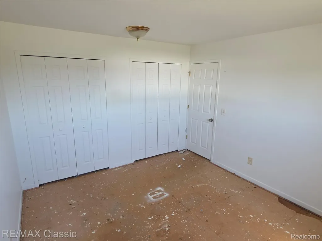 1101 Tienken Court Rochester Hills City MI 48306