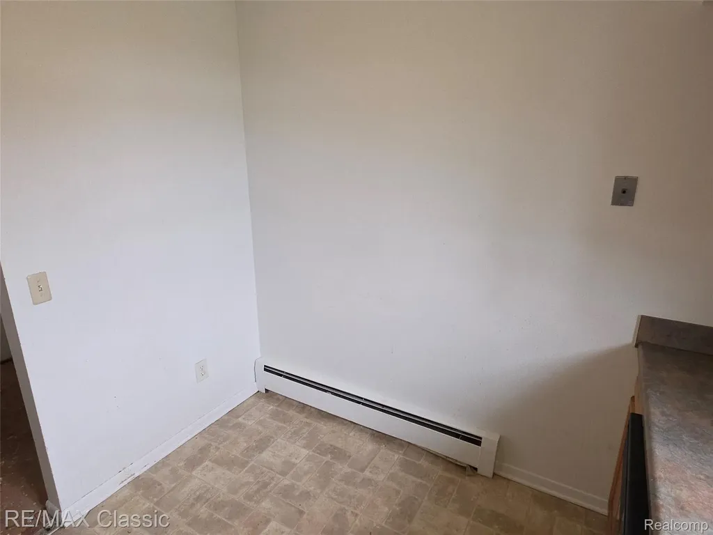 1101 Tienken Court Rochester Hills City MI 48306