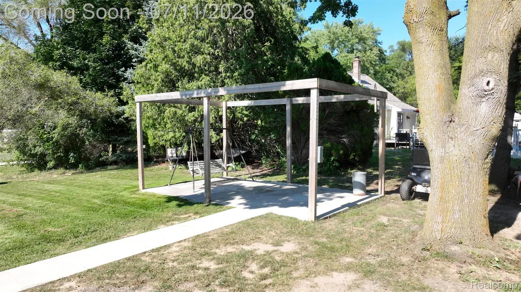 3042 Egleston Avenue Genesee Charter Township MI 48506