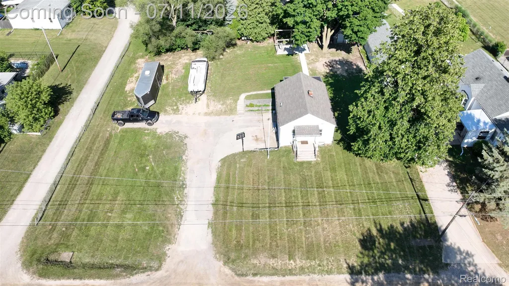 3042 Egleston Avenue Genesee Charter Township MI 48506