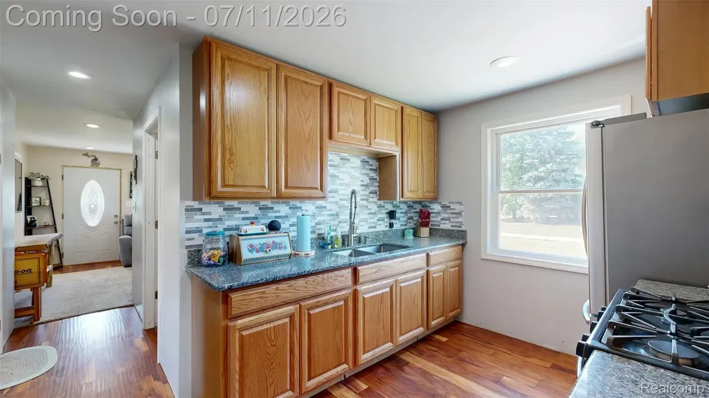 3042 Egleston Avenue Genesee Charter Township MI 48506