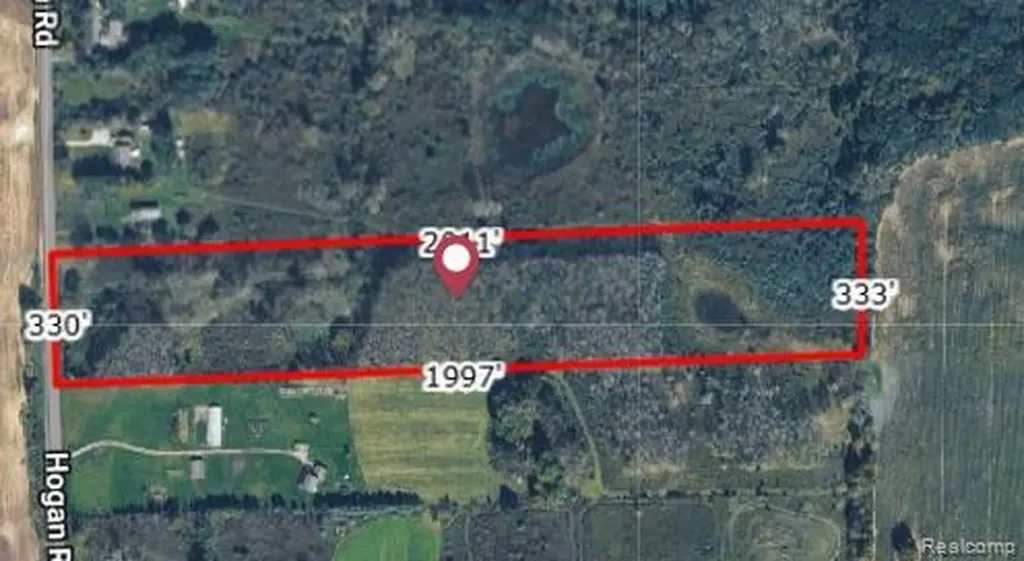 11349 Hogan Road Fenton Charter Township MI 48436