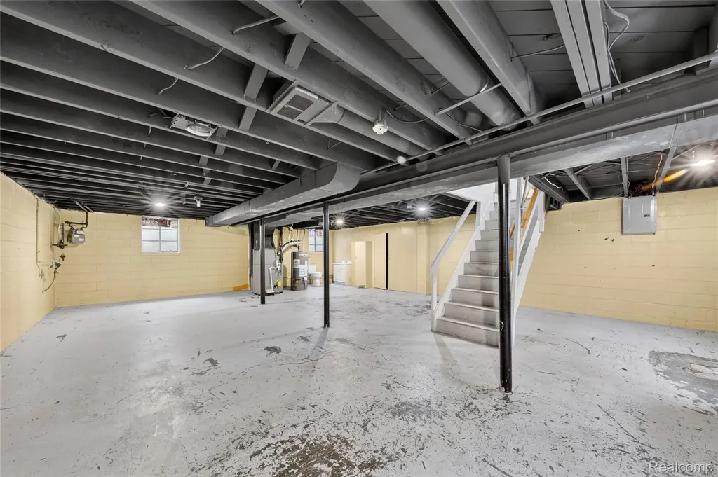 12842 Brady Redford Charter Township MI 48239