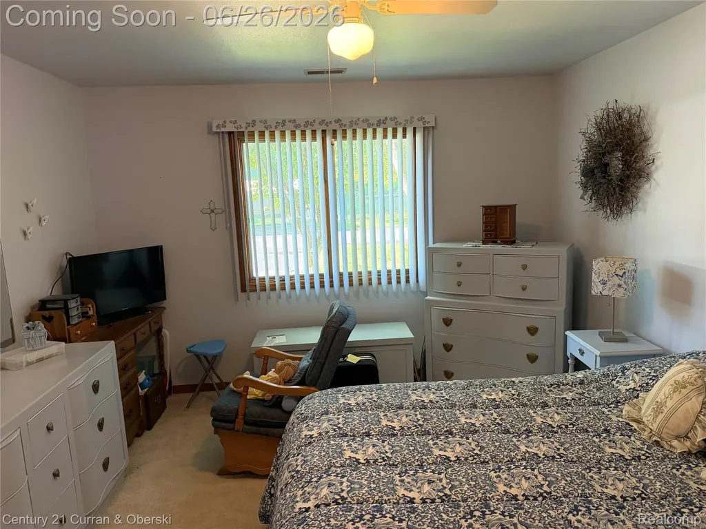 1454 Shoemaker Drive Westland City MI 48185
