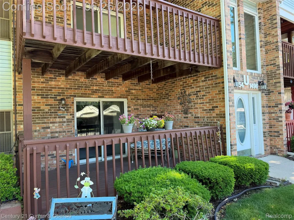 1454 Shoemaker Drive Westland City MI 48185