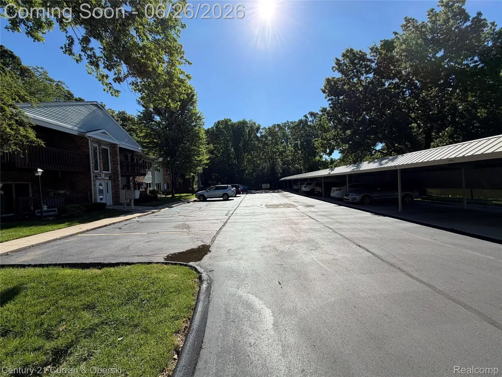 1454 Shoemaker Drive Westland City MI 48185