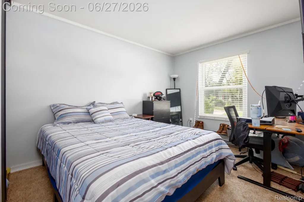 15212 Orchard Court Romulus City MI 48174