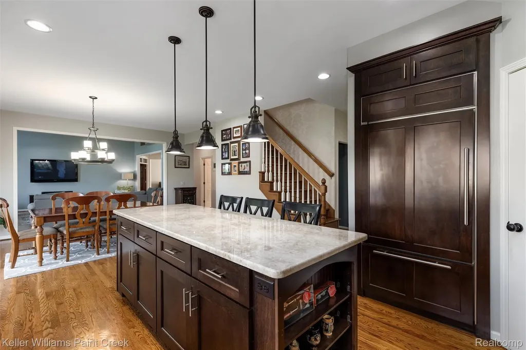 2036 Hickory Trail Drive Rochester Hills City MI 48309