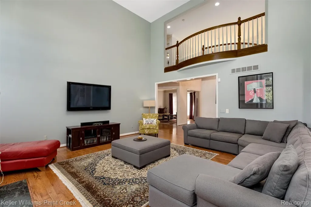 2036 Hickory Trail Drive Rochester Hills City MI 48309