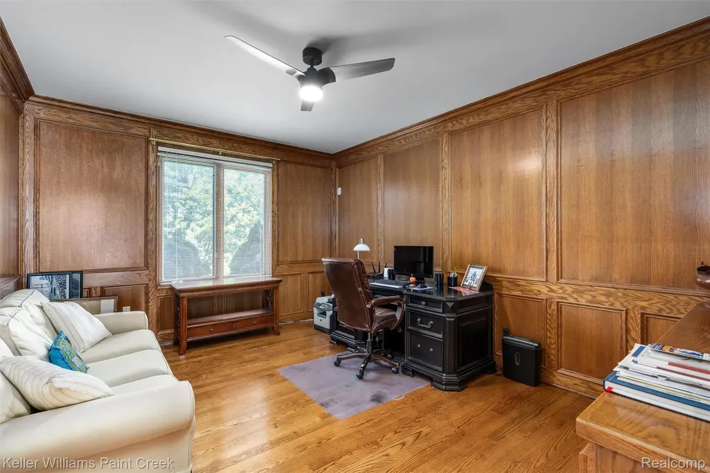 2036 Hickory Trail Drive Rochester Hills City MI 48309
