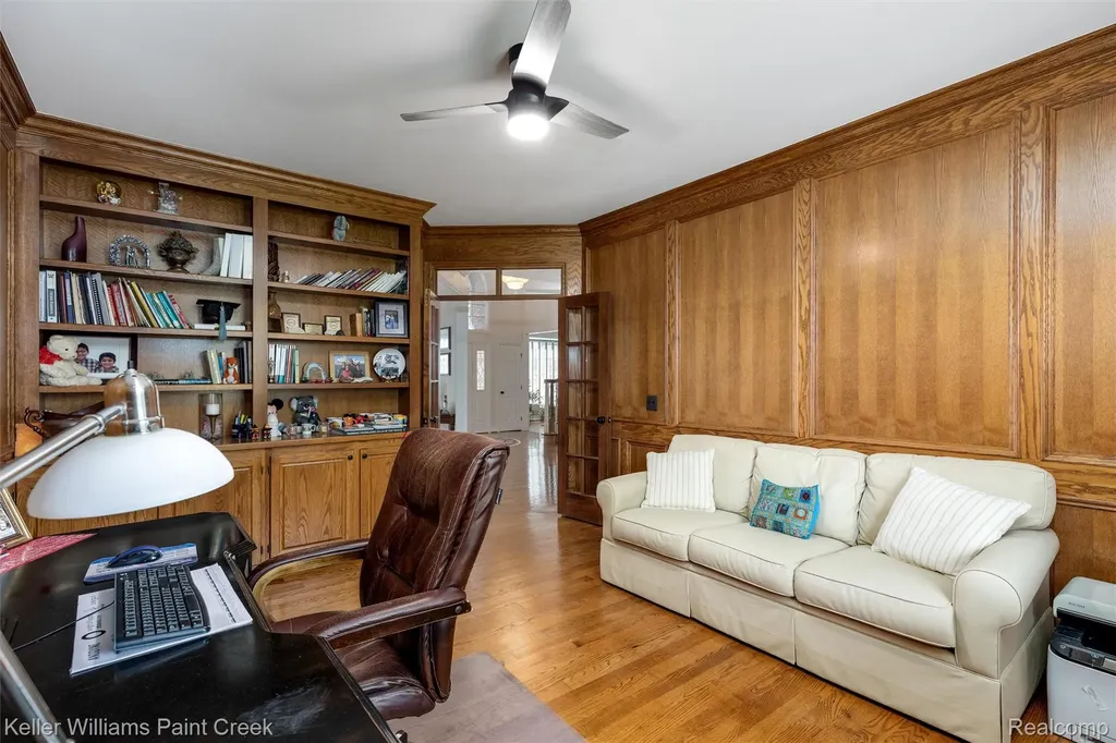 2036 Hickory Trail Drive Rochester Hills City MI 48309