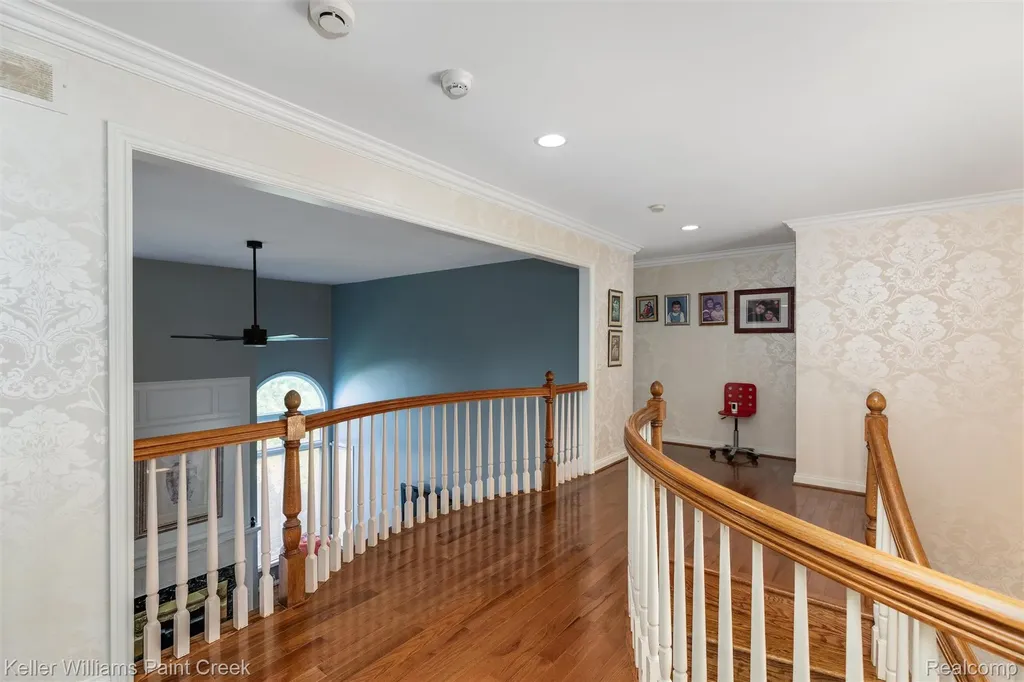 2036 Hickory Trail Drive Rochester Hills City MI 48309
