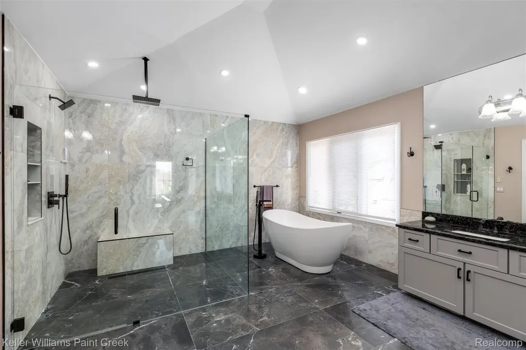 2036 Hickory Trail Drive Rochester Hills City MI 48309