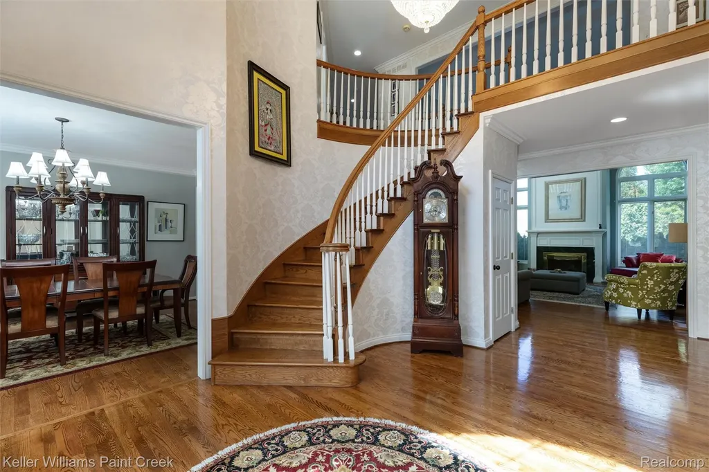 2036 Hickory Trail Drive Rochester Hills City MI 48309