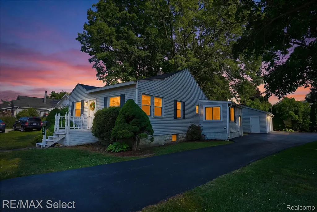 406 E Vienna Street Clio City MI 48420