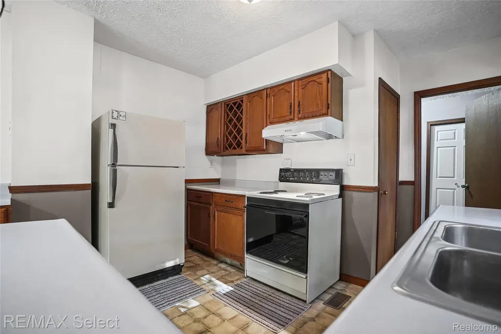406 E Vienna Street Clio City MI 48420