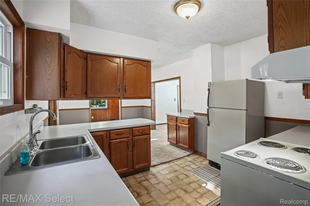 406 E Vienna Street Clio City MI 48420