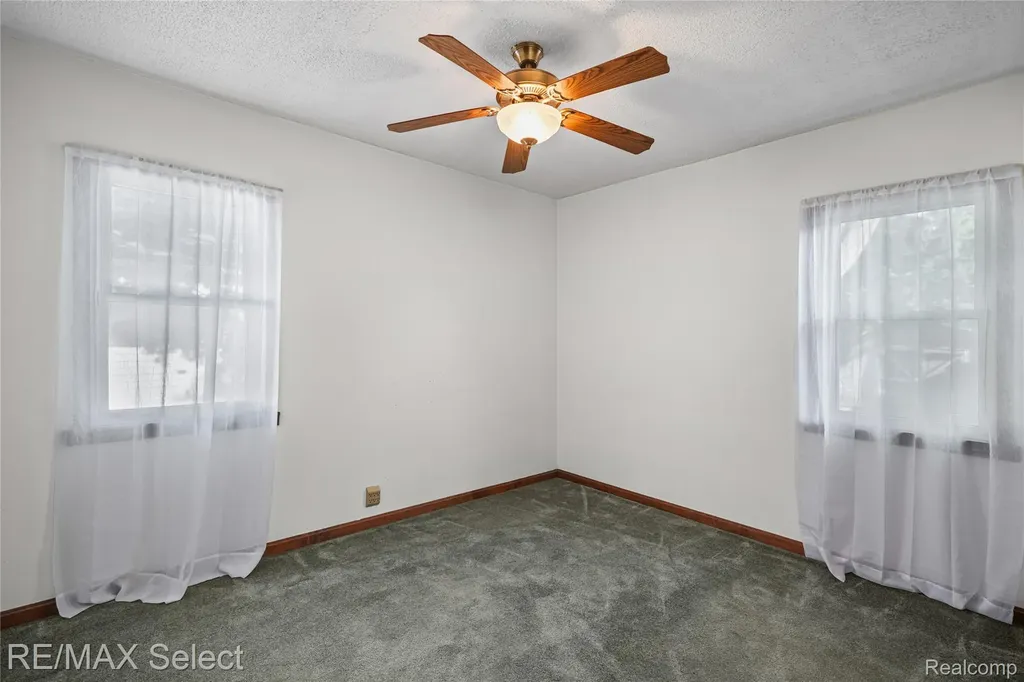 406 E Vienna Street Clio City MI 48420
