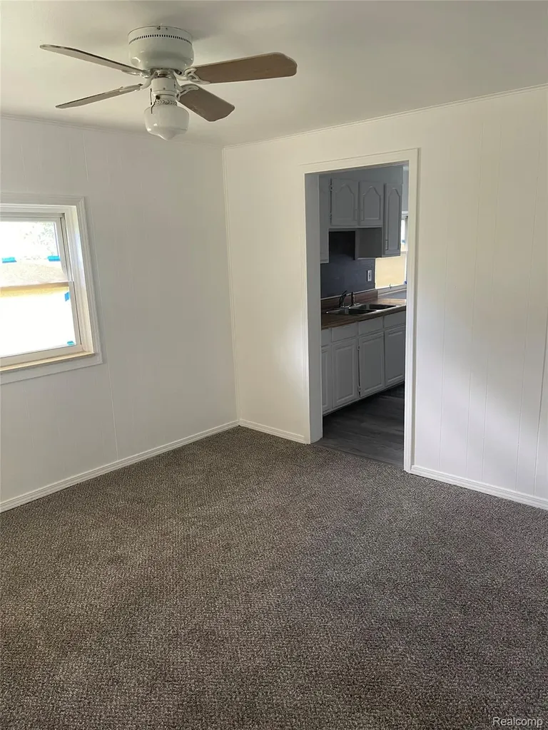 1093 Meadowlawn Drive Pontiac City MI 48340