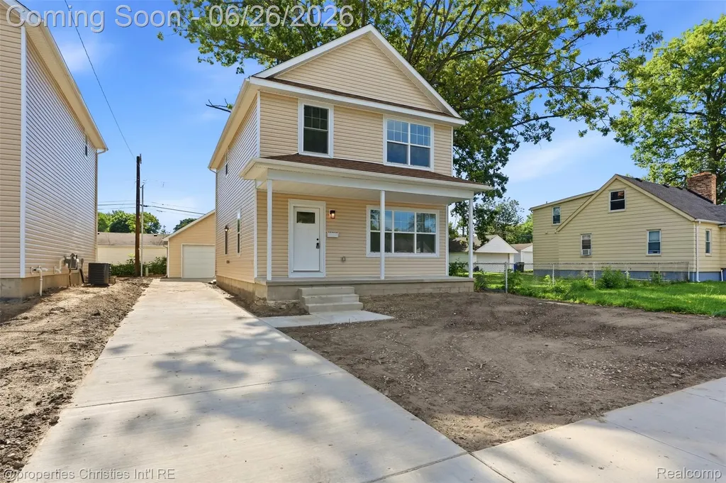 27824 Groveland Street Madison Heights City MI 48071