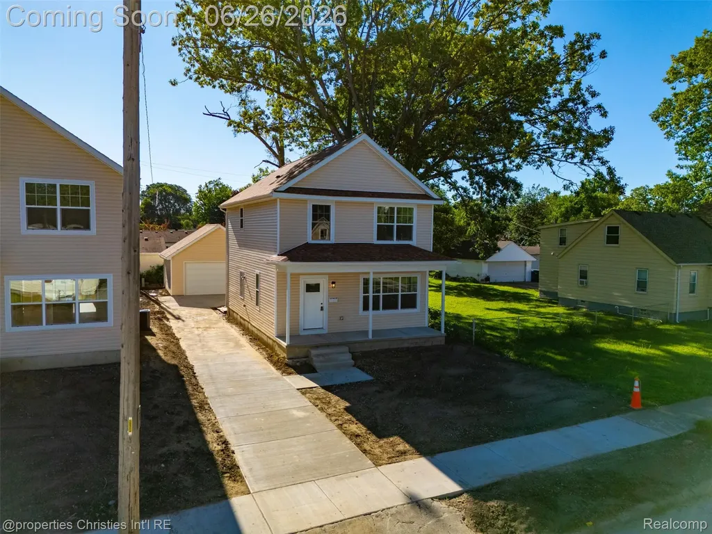 27824 Groveland Street Madison Heights City MI 48071