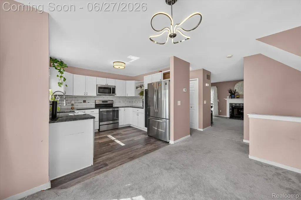 217 Oak Ridge Drive Pontiac City MI 48341