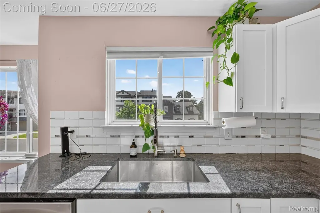 217 Oak Ridge Drive Pontiac City MI 48341