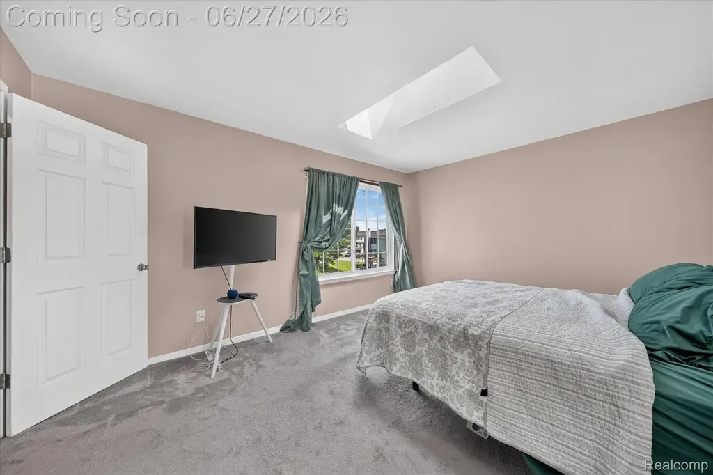 217 Oak Ridge Drive Pontiac City MI 48341