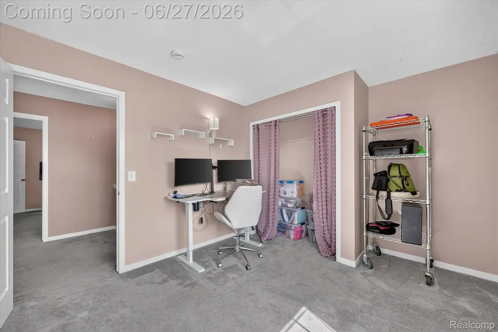 217 Oak Ridge Drive Pontiac City MI 48341