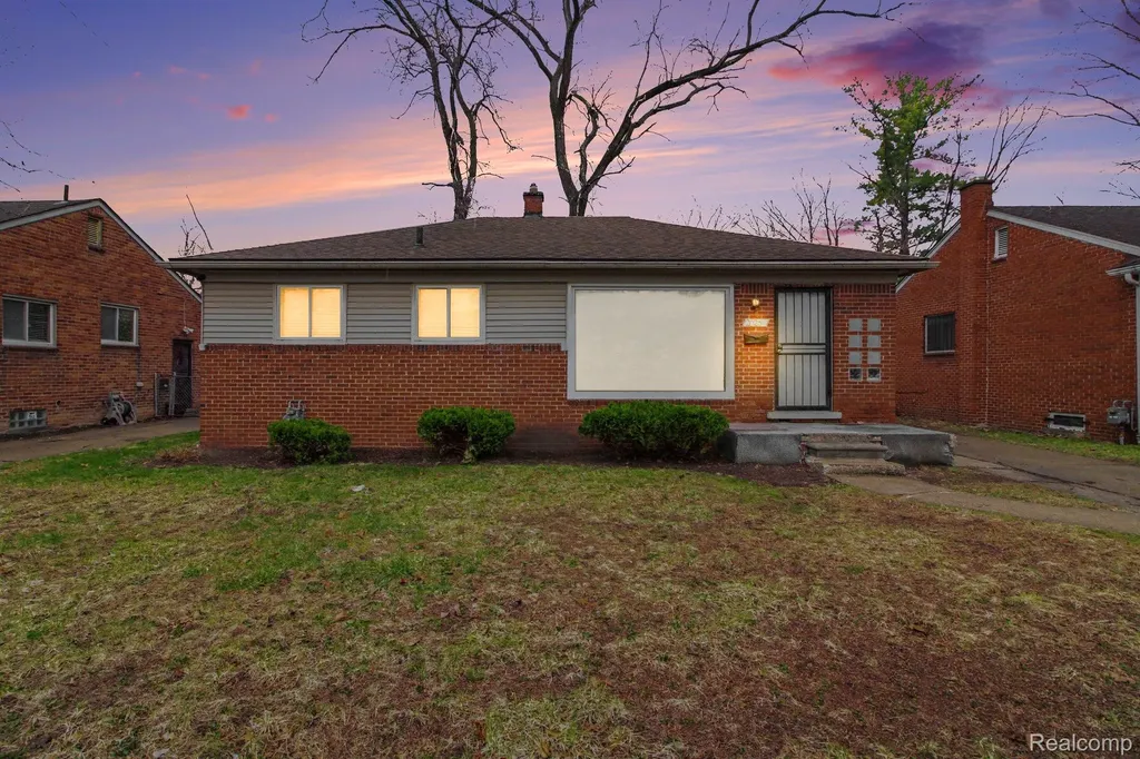 20260 Patton Street Detroit City MI 48219