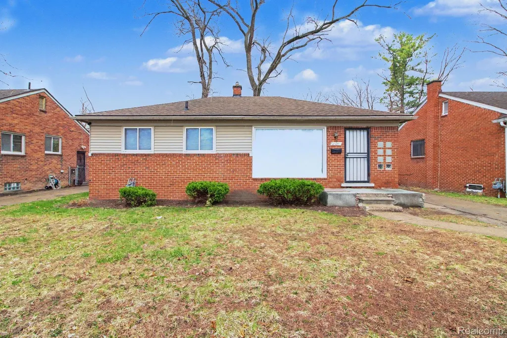 20260 Patton Street Detroit City MI 48219
