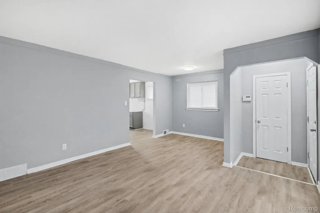 20260 Patton Street Detroit City MI 48219