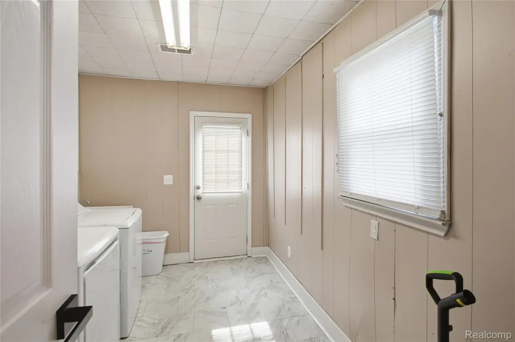 1660 N Sheldon Road Canton Charter Township MI 48187