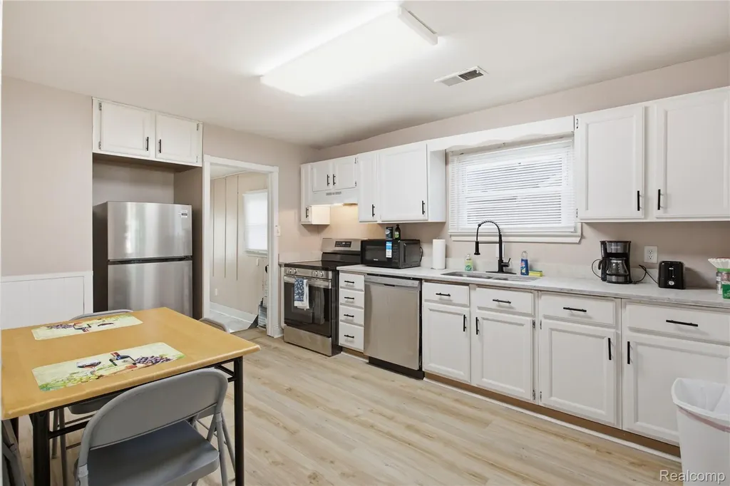 1660 N Sheldon Road Canton Charter Township MI 48187