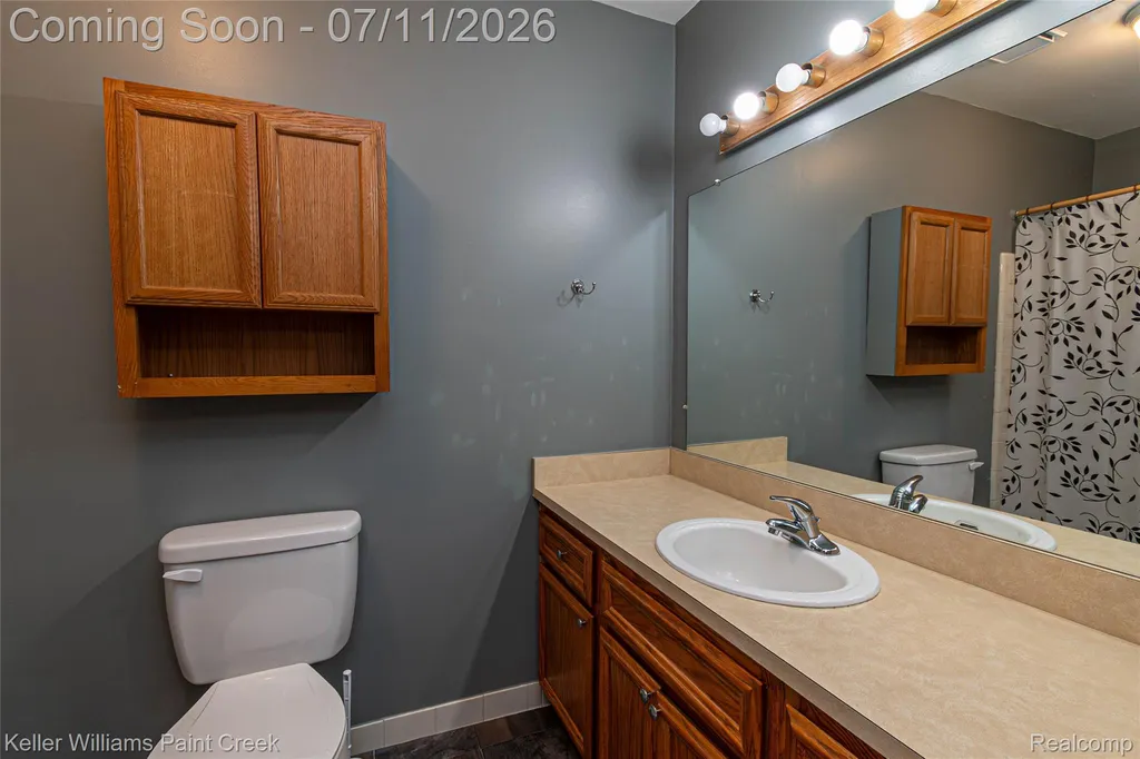44524 N Bunker Hill Drive Clinton Charter Township MI 48038