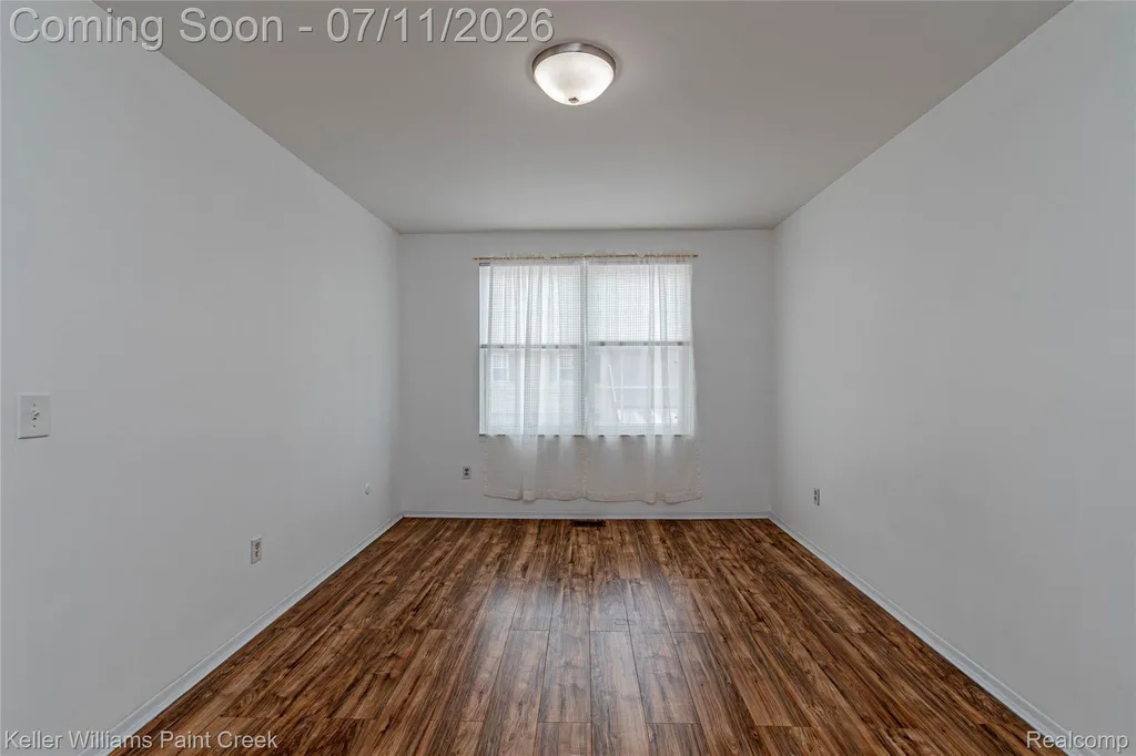 44524 N Bunker Hill Drive Clinton Charter Township MI 48038