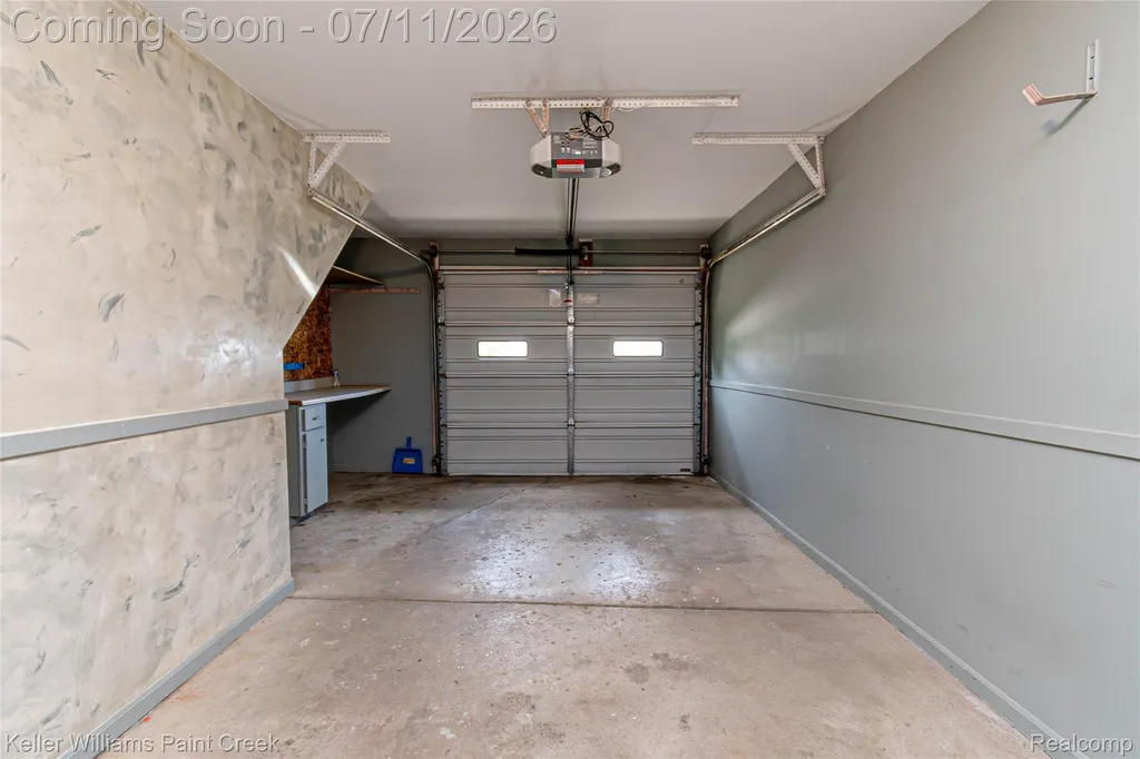 44524 N Bunker Hill Drive Clinton Charter Township MI 48038
