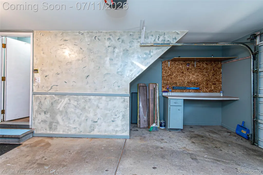 44524 N Bunker Hill Drive Clinton Charter Township MI 48038