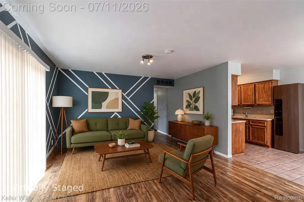 44524 N Bunker Hill Drive Clinton Charter Township MI 48038