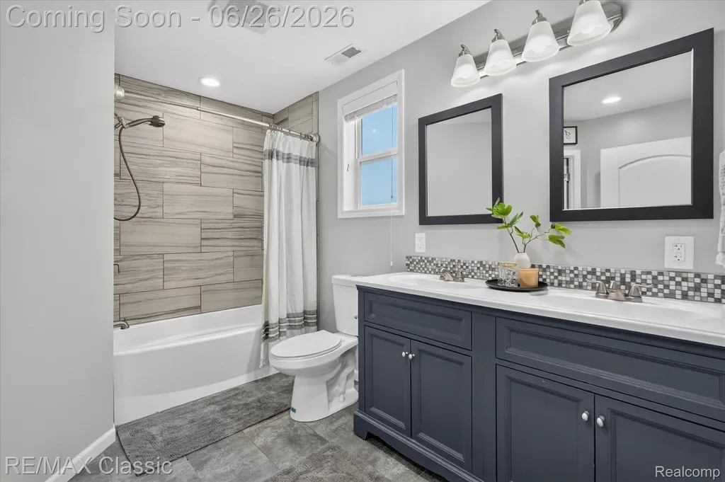 3205 N Milford Road Highland Charter Township MI 48357