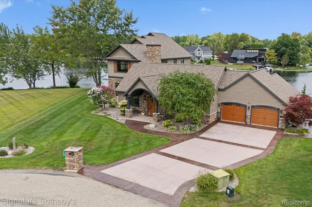 728 Blackfoot Court Kinderhook Township MI 49036