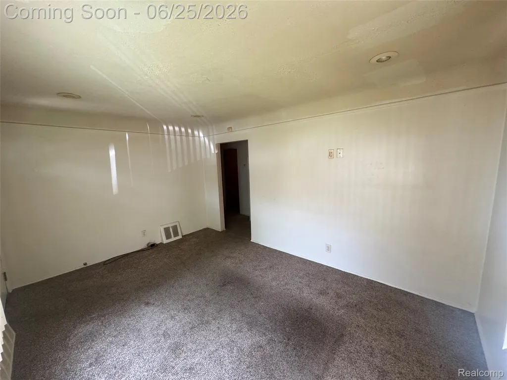 12696 Riverview Street Detroit City MI 48223