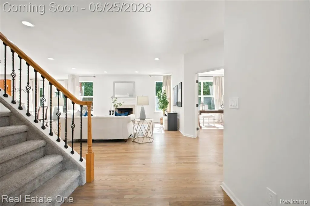 3465 Everett Drive Rochester Hills City MI 48307