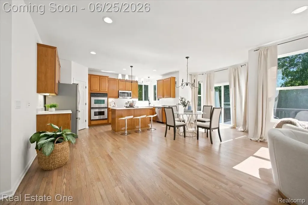 3465 Everett Drive Rochester Hills City MI 48307
