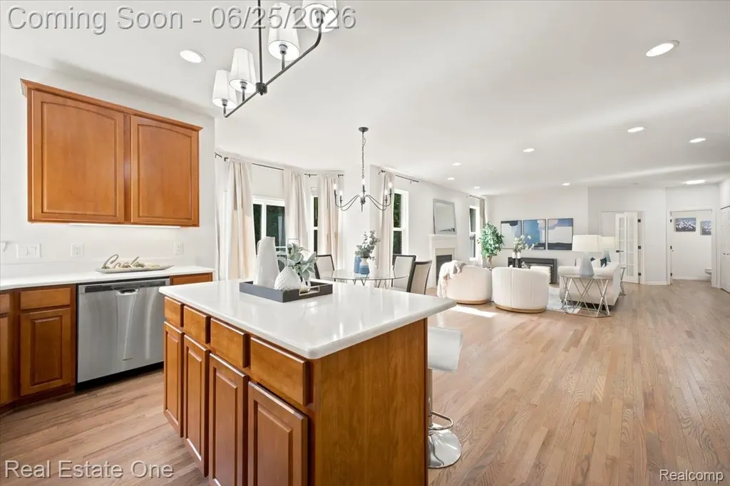 3465 Everett Drive Rochester Hills City MI 48307