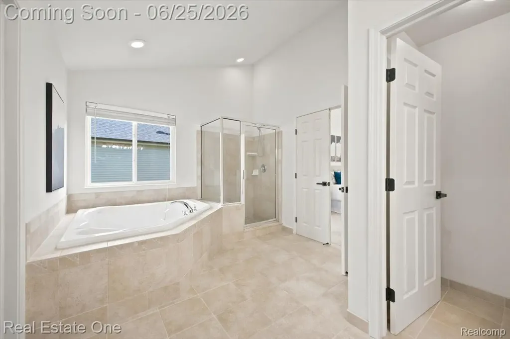 3465 Everett Drive Rochester Hills City MI 48307
