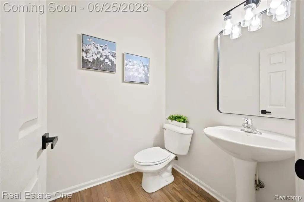 3465 Everett Drive Rochester Hills City MI 48307