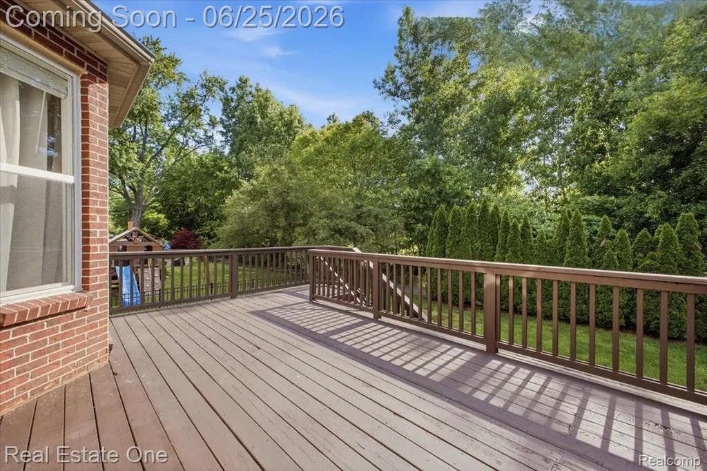 3465 Everett Drive Rochester Hills City MI 48307