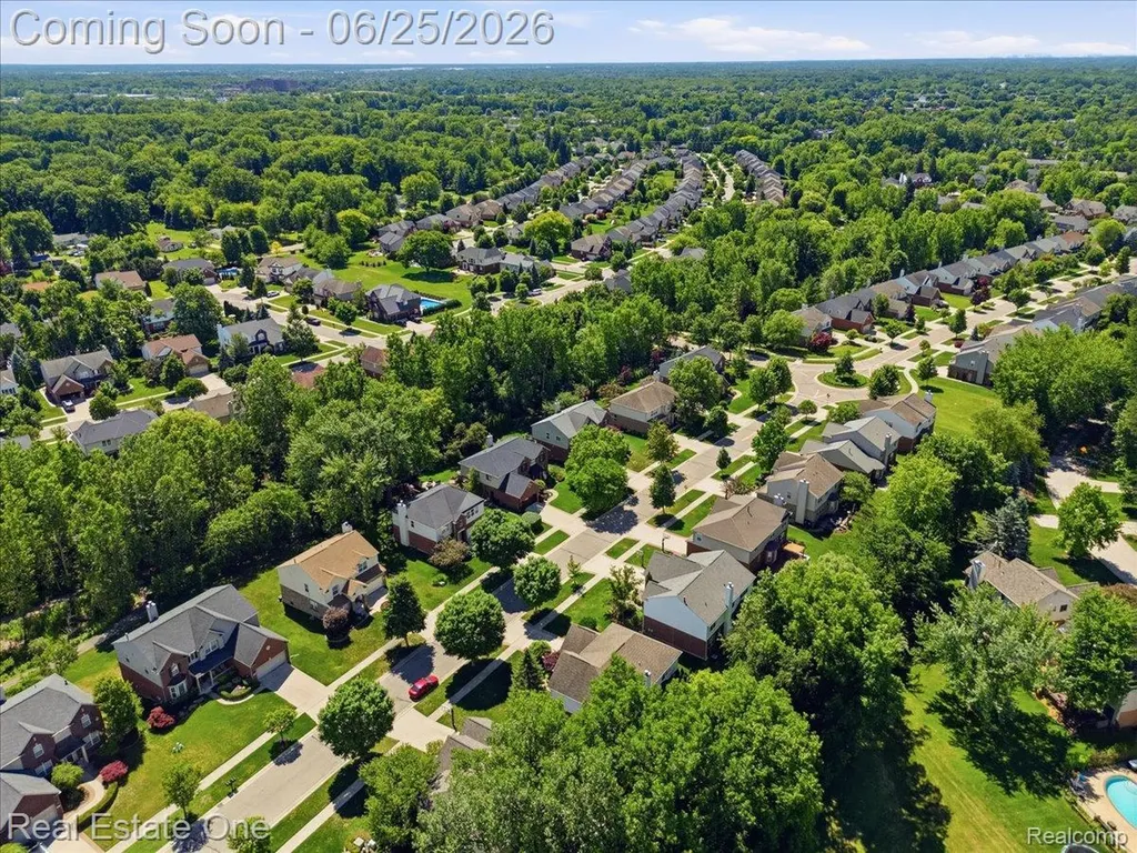 3465 Everett Drive Rochester Hills City MI 48307